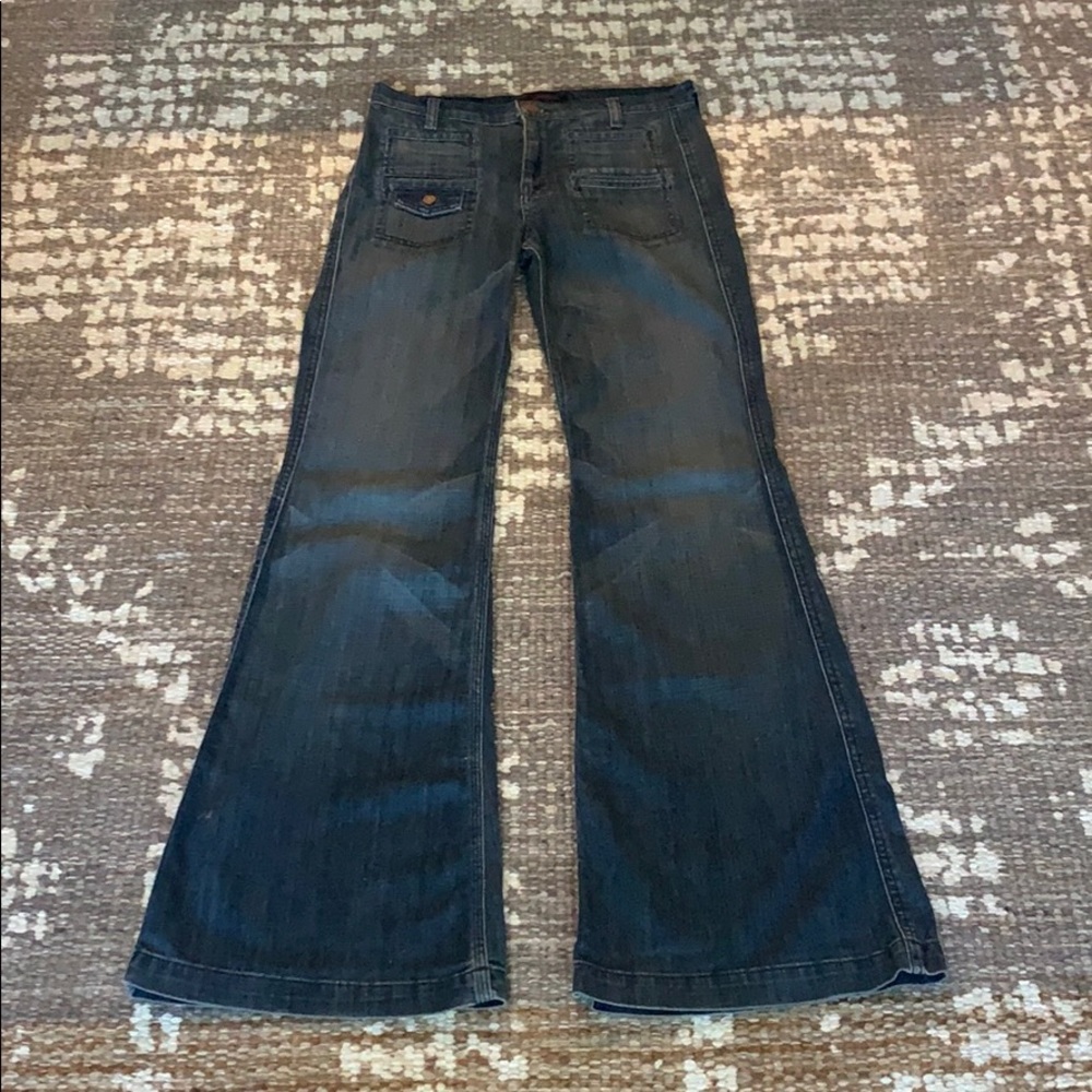 7 for All Mankind Bell bottom Jean size 26